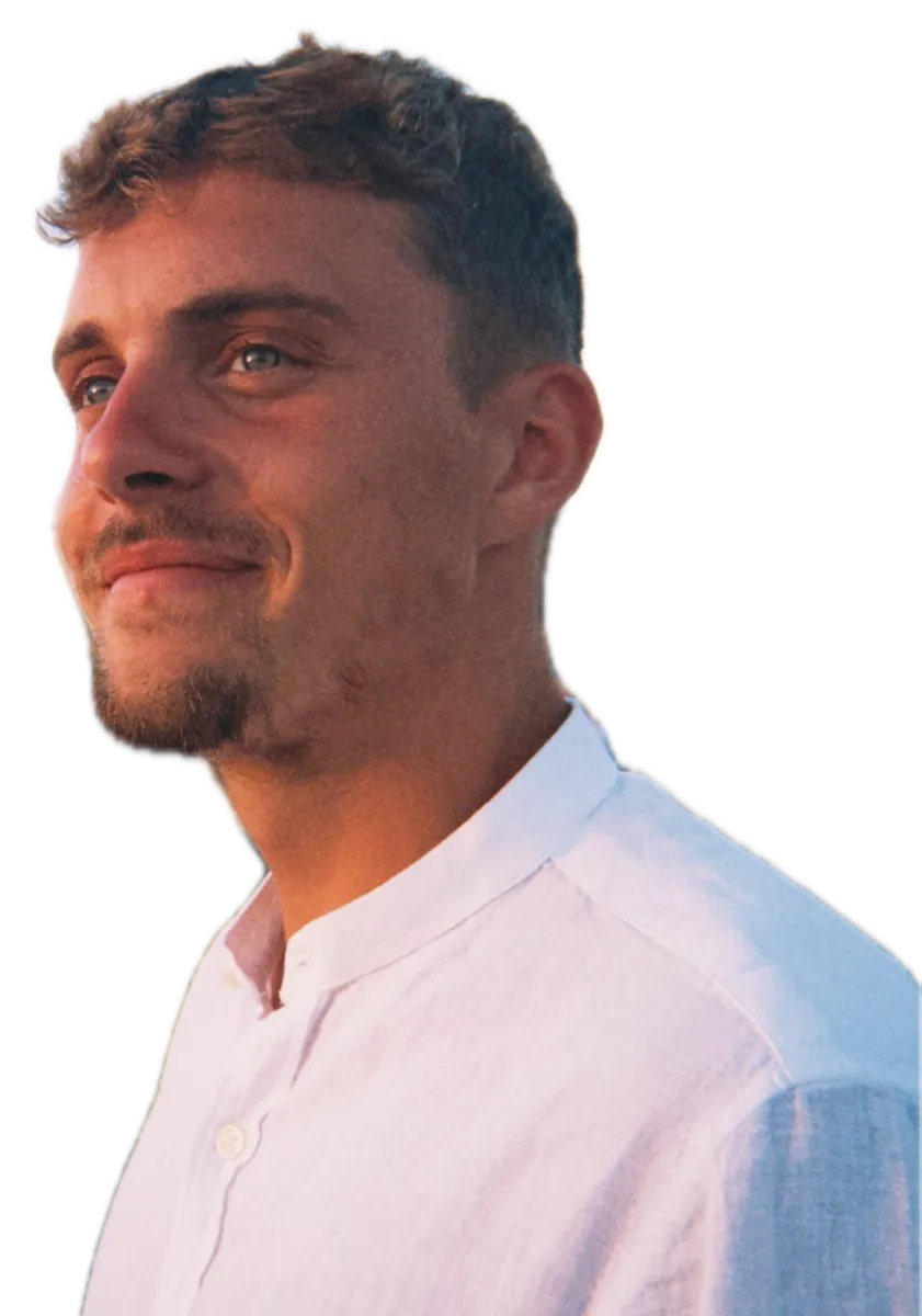 Félix Dupont, professeur de mathématiques, souriant